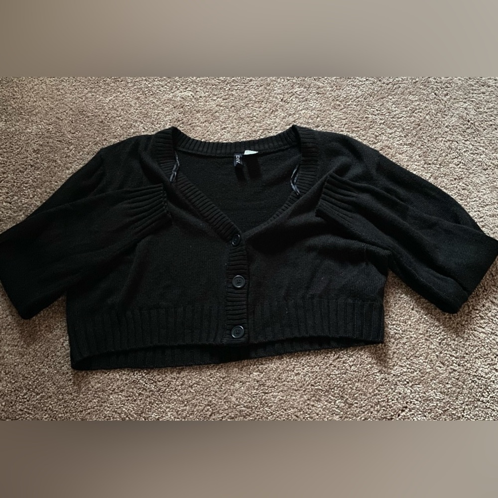 Black cropped cardigan